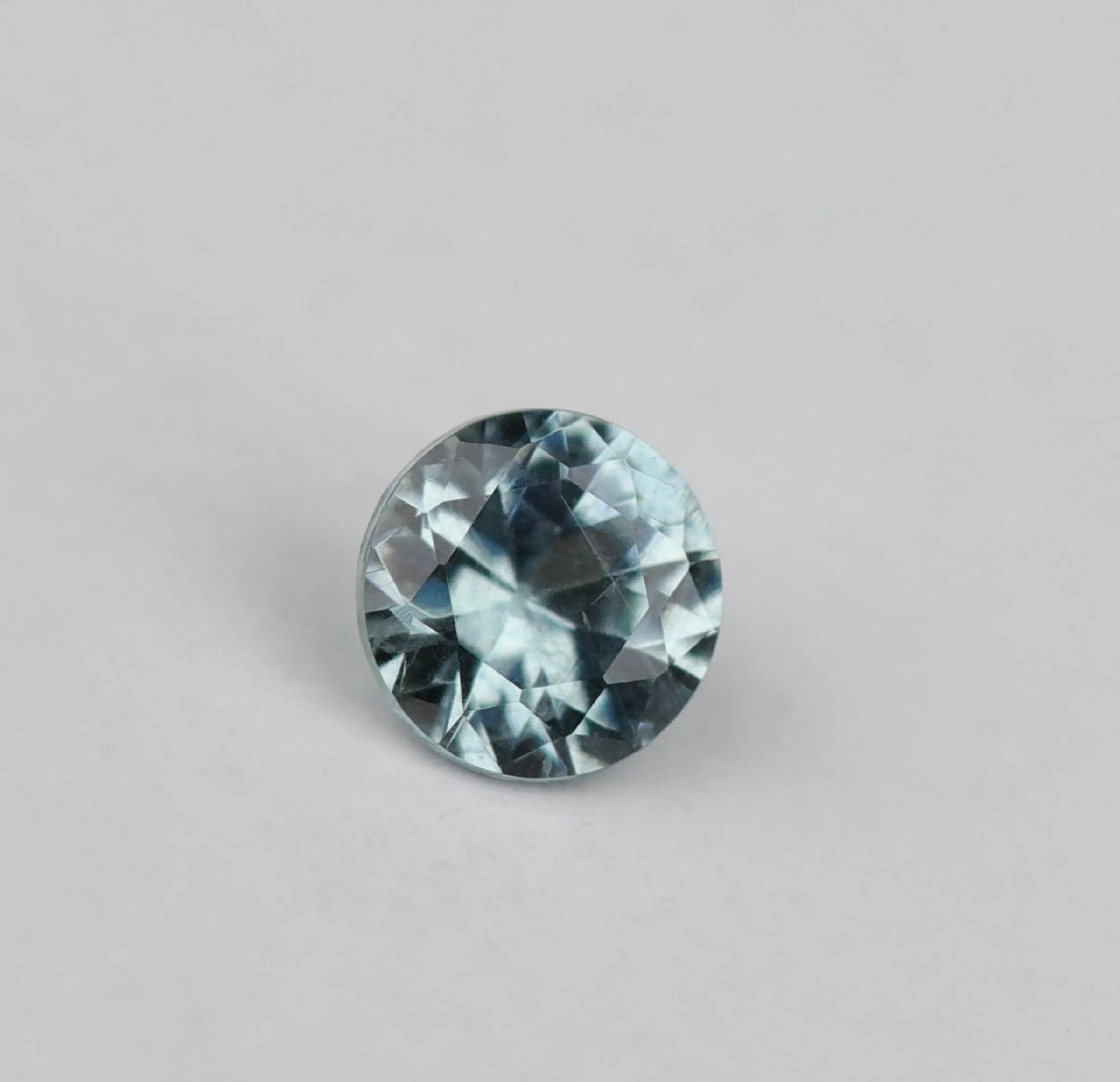 2.5mm Round Malawi Sapphires - 110725