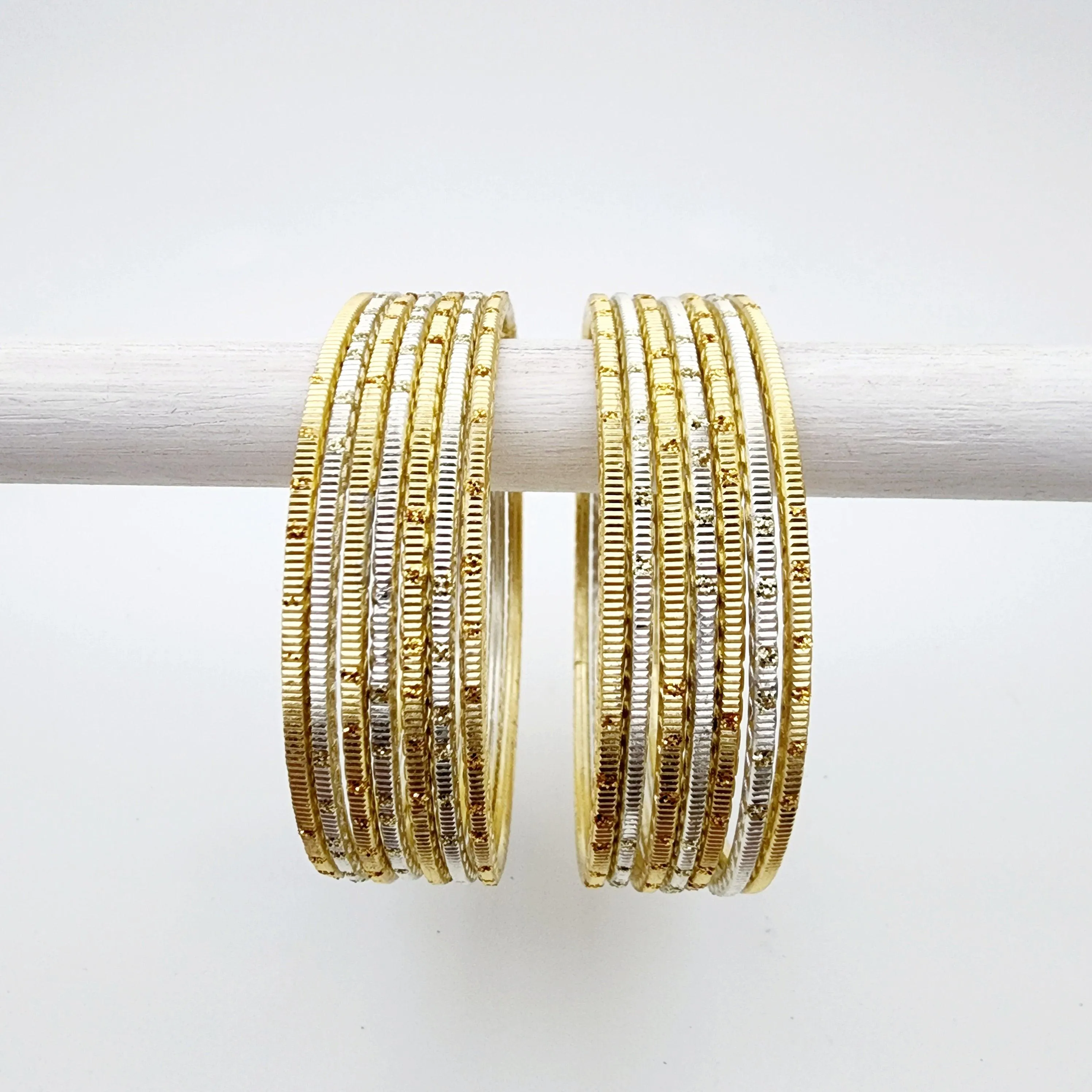 Lovreen Bangle Set