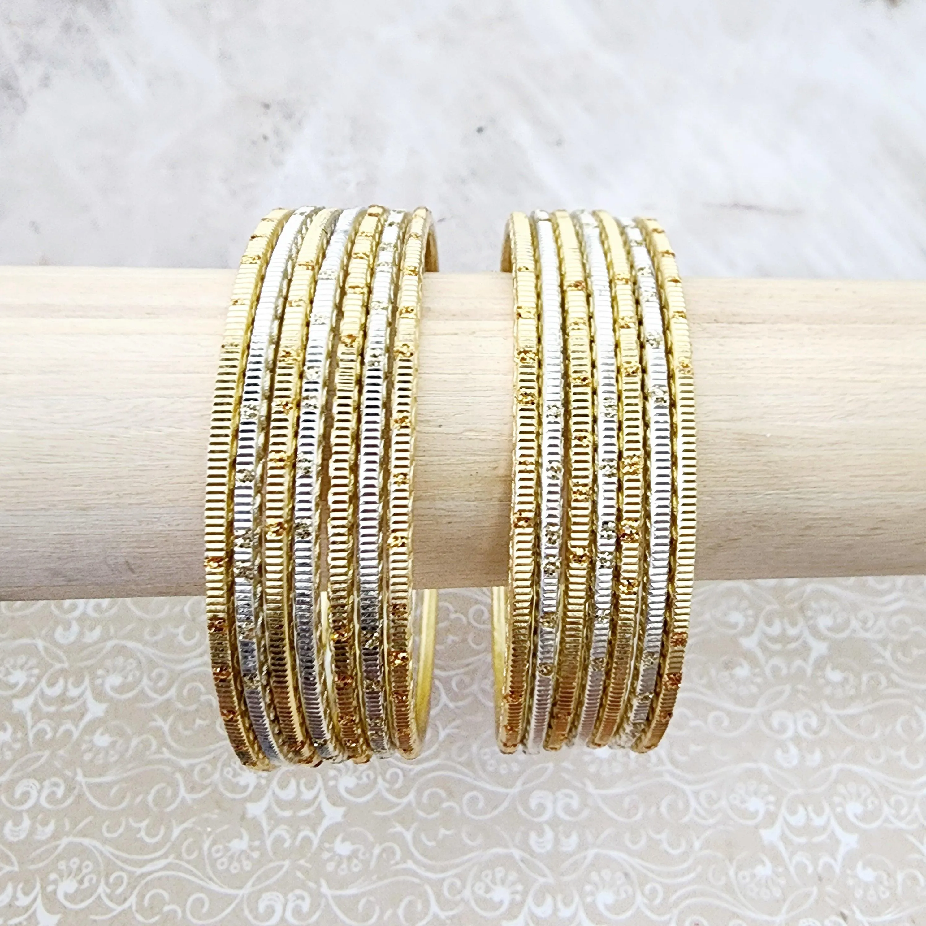 Lovreen Bangle Set