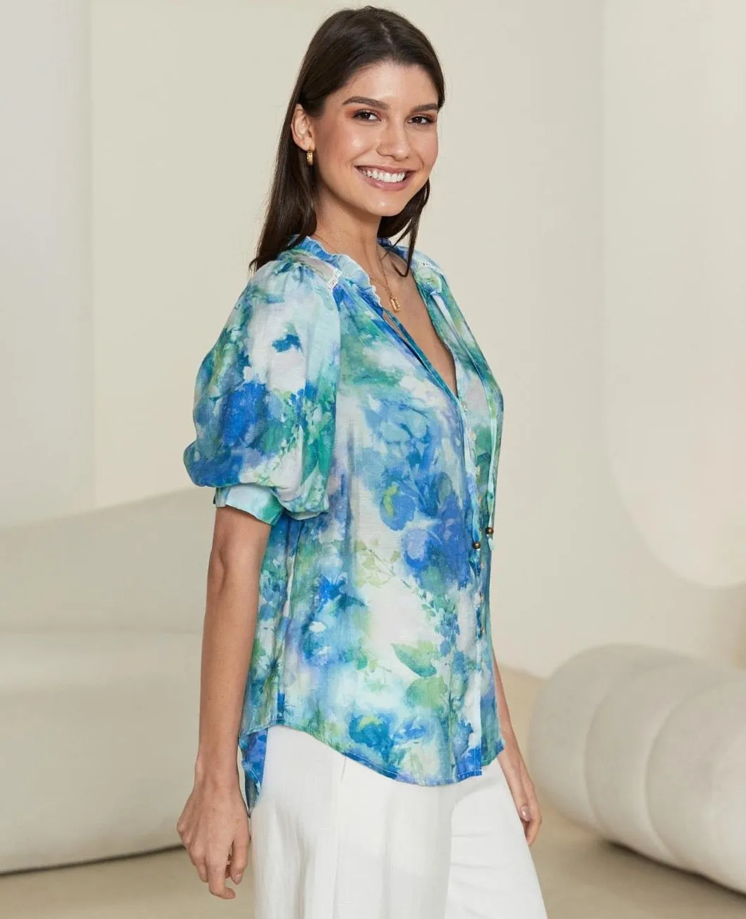 Valerie Top